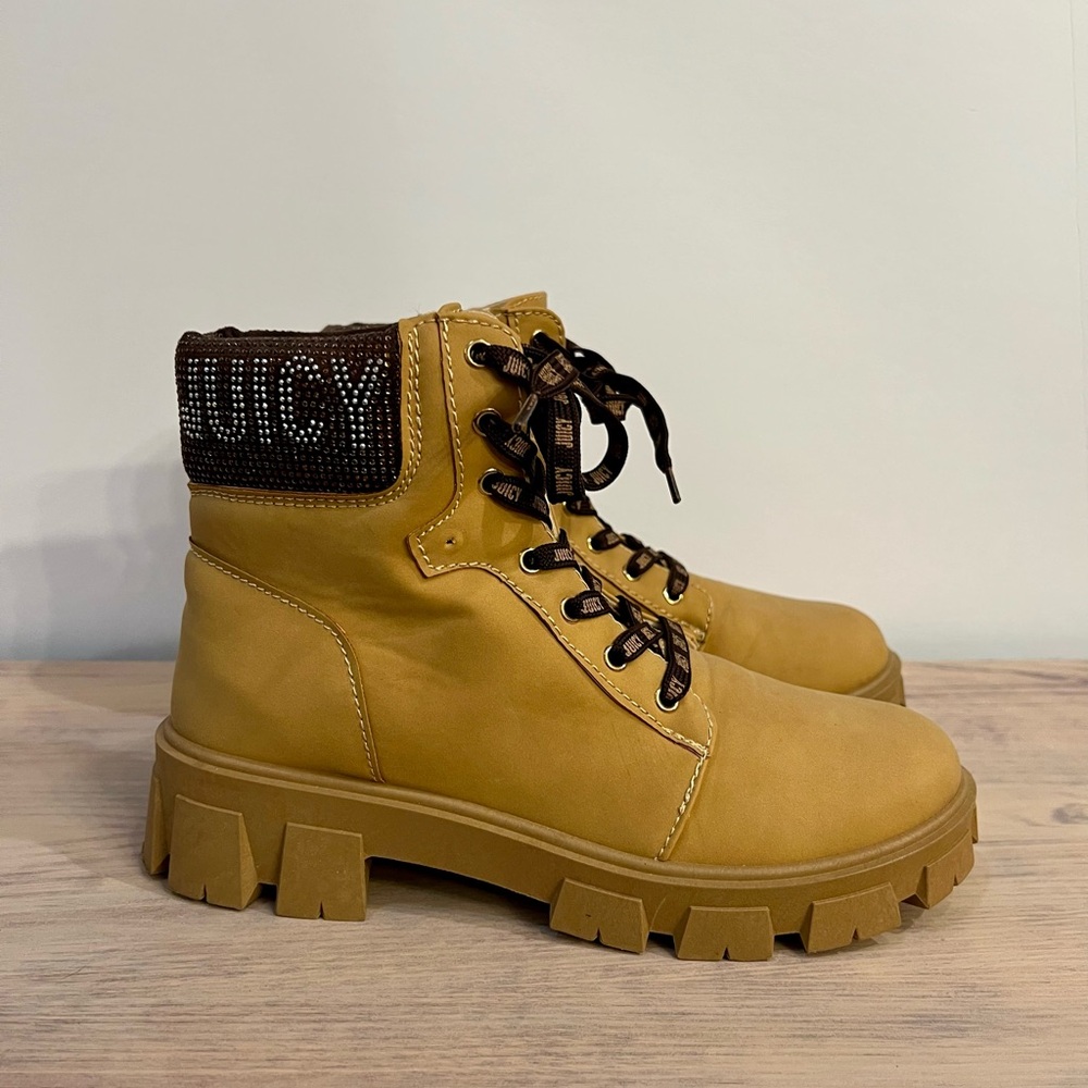 Juicy Couture NWT Juicy Jinger Honey
Boots - Picture 9 of 10